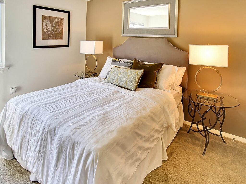 Spacious Bedroom With Comfortable Bed at The Crest at Princeton Meadows, New Jersey