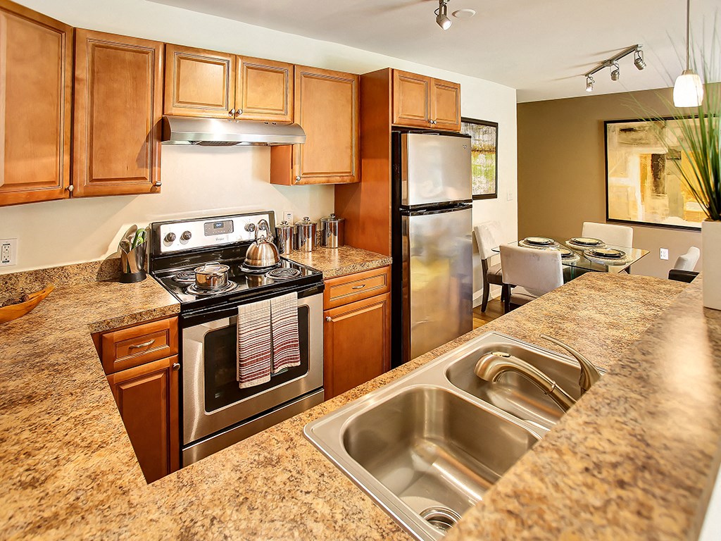Fully Furnished Kitchen With Stainless Steel Appliances at The Crest at Princeton Meadows, New Jersey