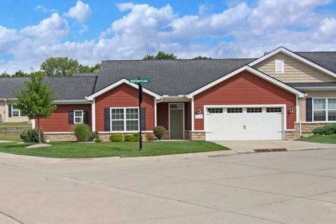 Single-story rental homes with attached garages in Florence, KY