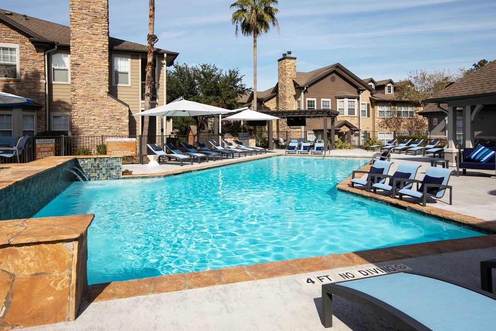 Luxury Apartments in The Woodlands