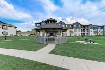 6600 Rivertrail Circle 1-3 Beds Apartment for Rent - Photo Gallery 27