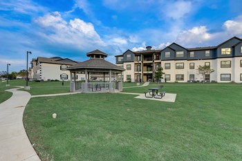 6600 Rivertrail Circle 1-3 Beds Apartment for Rent - Photo Gallery 29