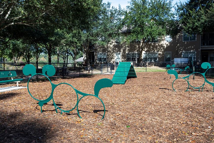 Artisan At Lake Wyndemere Apartments, 2109 Sawdust Rd, The Woodlands