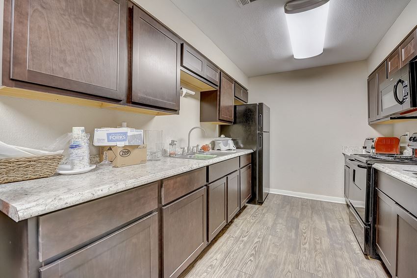 900 W Spring Valley Rd 1-3 Beds Apartment for Rent - Photo Gallery