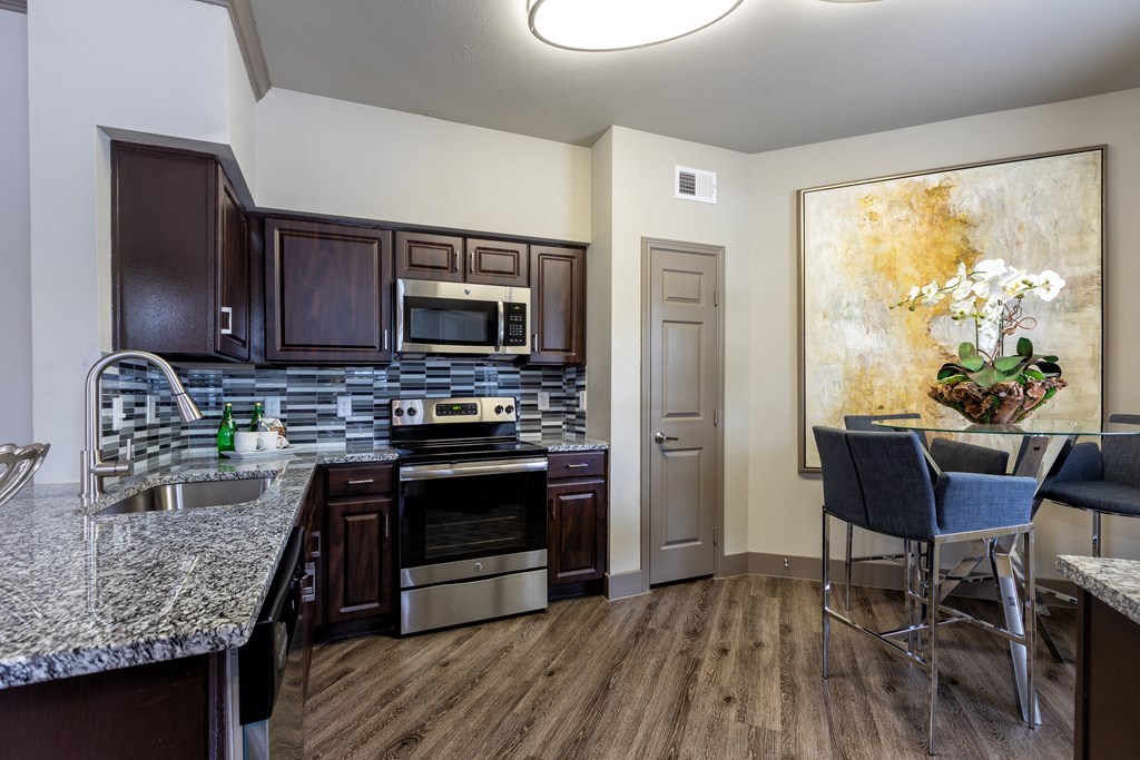 Luxury Apartments in The Woodlands