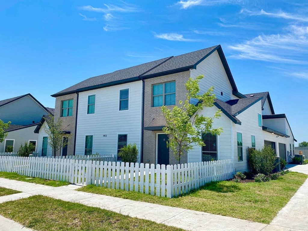 Townhomes at Princeton Meadows in Princeton, TX 75407