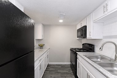 South Irving, TX lease apartments