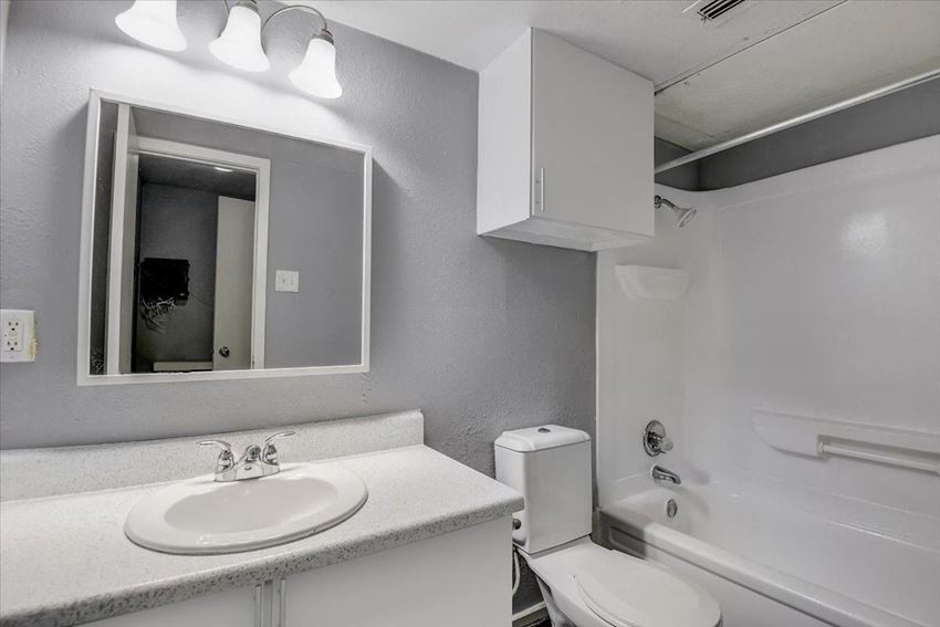 Vintage Pads Student Housing