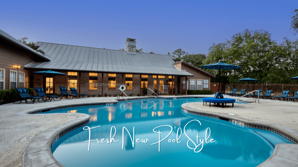 the pool at the resort at governors crossing