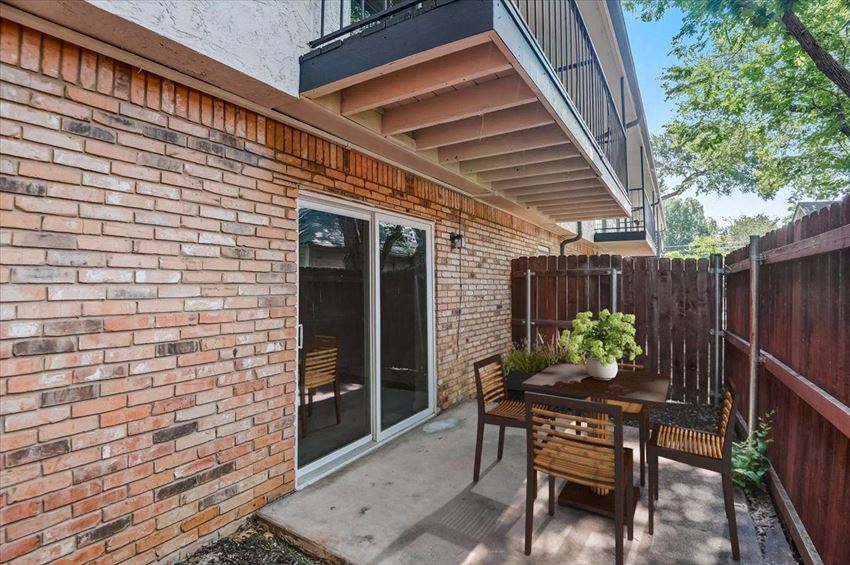 Starlite Apartments