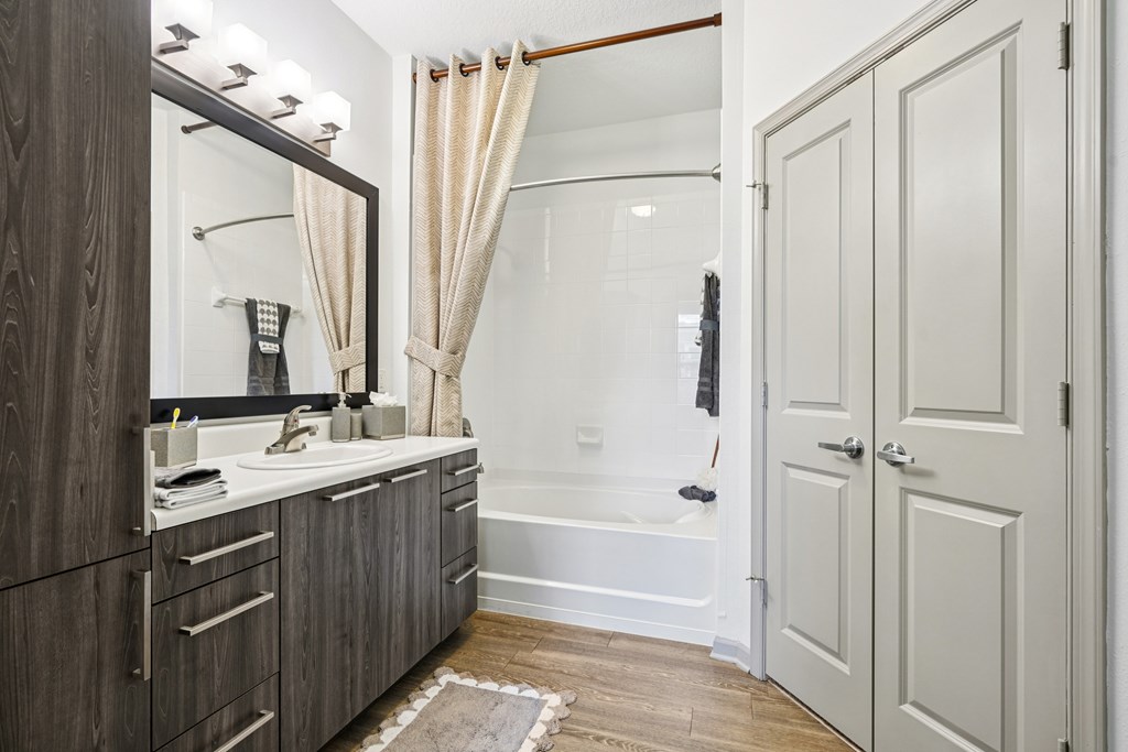 Park Avenue Apartments