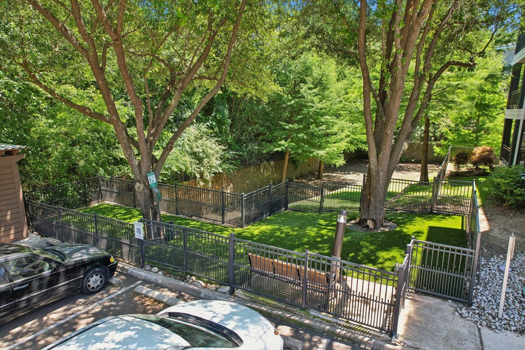 Lakewood Flats Apartments