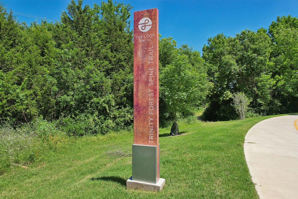 Lakewood Flats Apartments