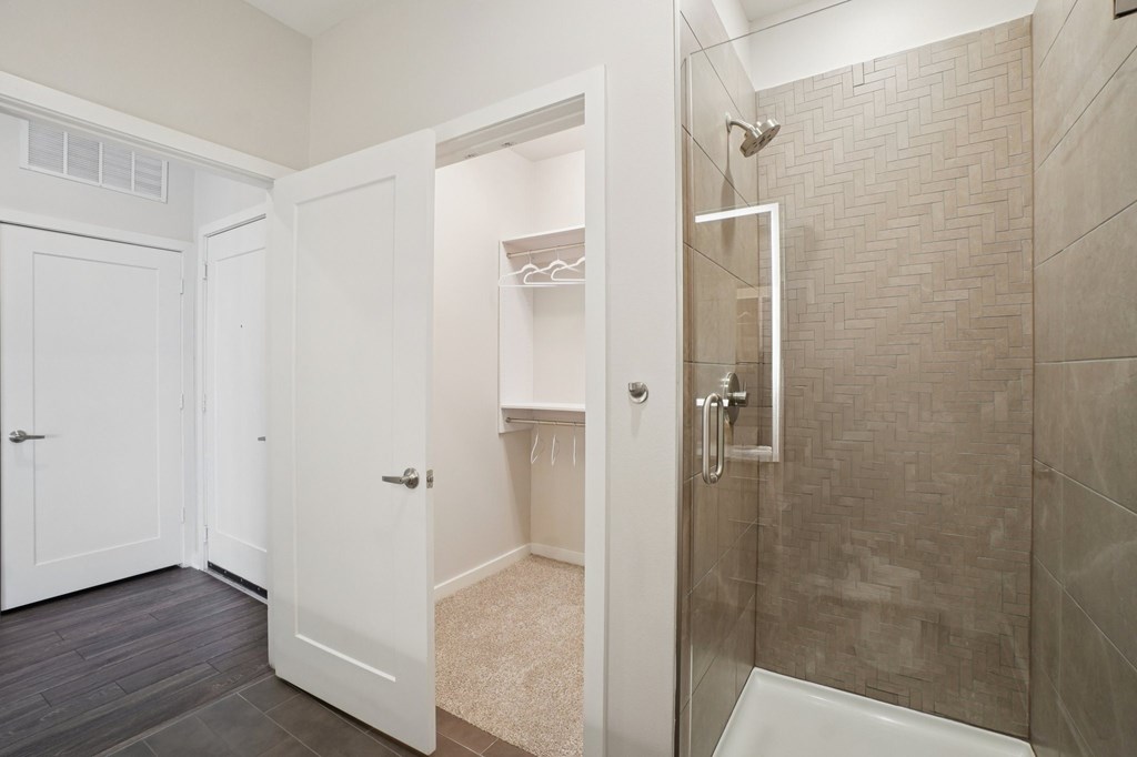 studio one and two bedroom plano apartments for rent