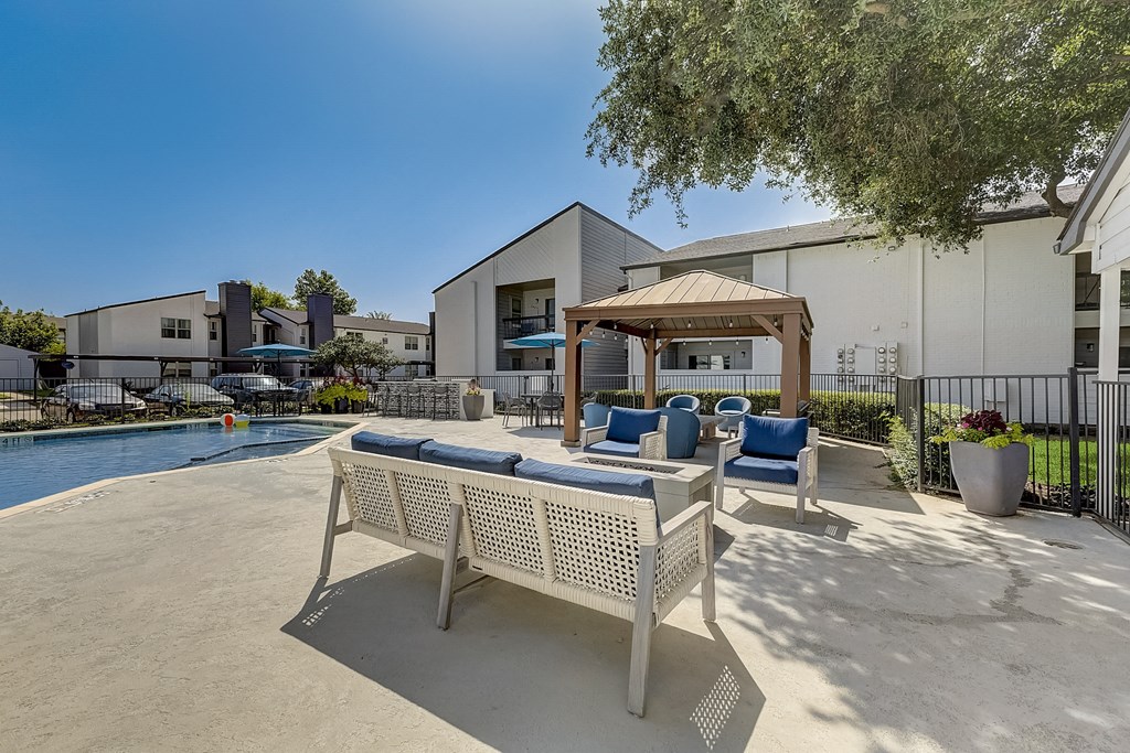 the reserve at bucklin hill pool and gazebo with lounge chairs and tables