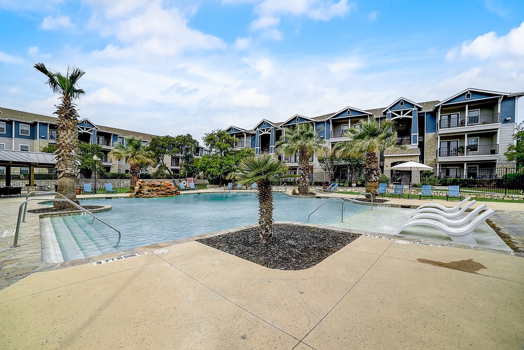 the enclave at homecoming terra vista swimming pool