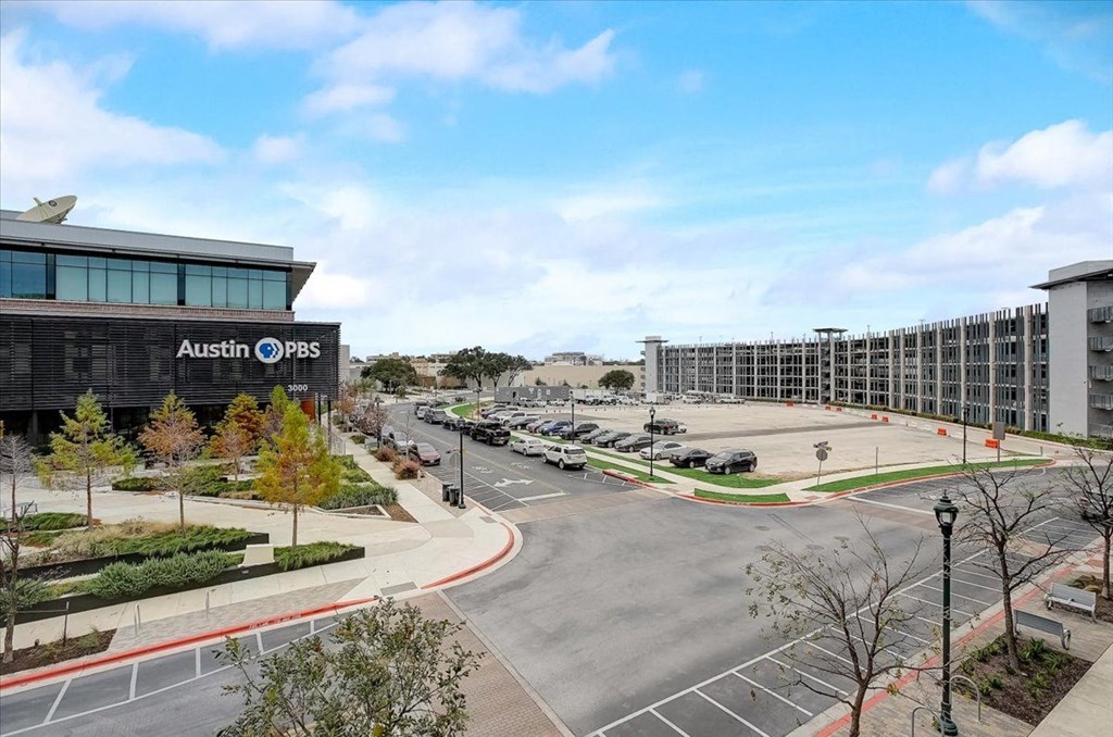 a view of the parking lot and convention center