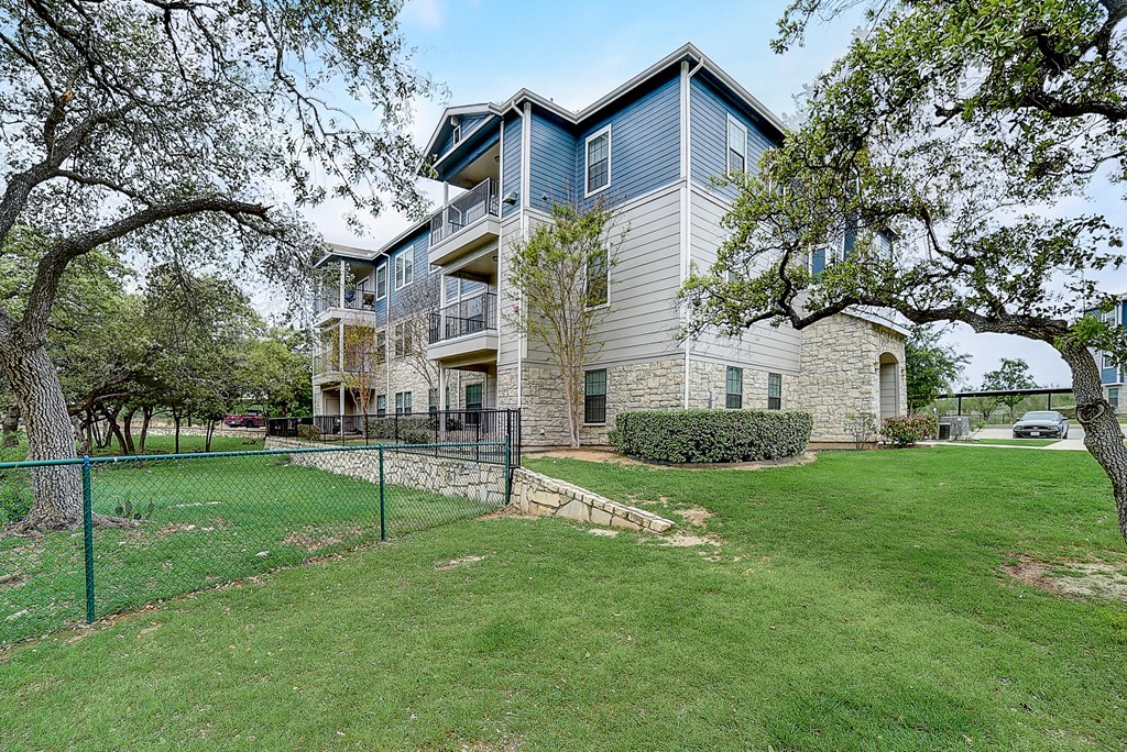 the reserve at fairfax corner apartments