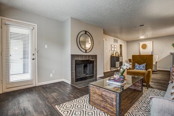 fireplace Apartments in Fort Worth - Photo Gallery 3