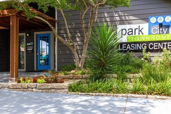 the front of the park city toowoomba leasing center - Photo Gallery 15