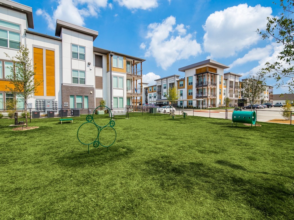 the preserve at ballantyne commons apartment community with a playground