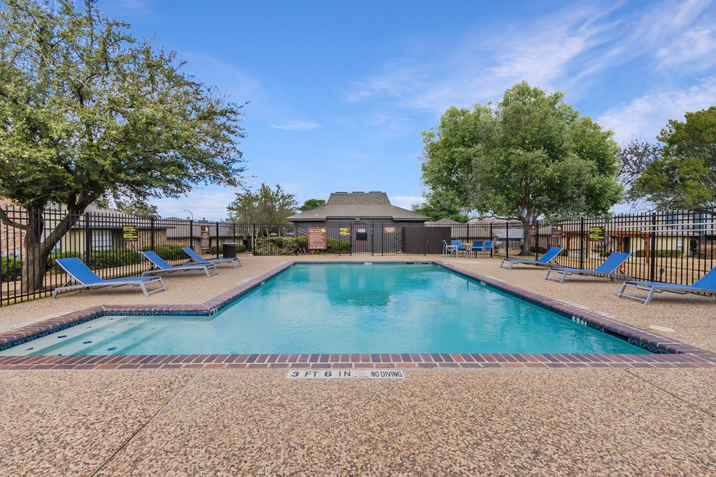 center place apartments arlington texas