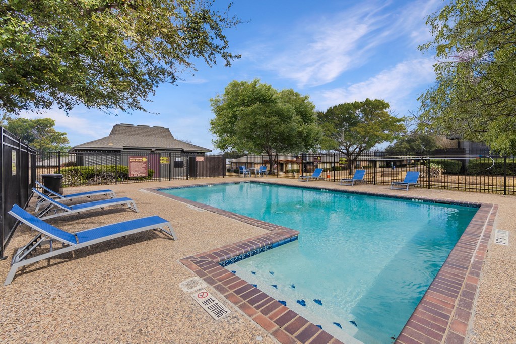 center place apartments arlington texas