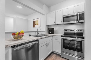 6003 Ridgecrest Rd 1-2 Beds Apartment, Condo for Rent - Photo Gallery 5