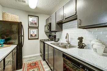 kitchen bedford apartments - Photo Gallery 3