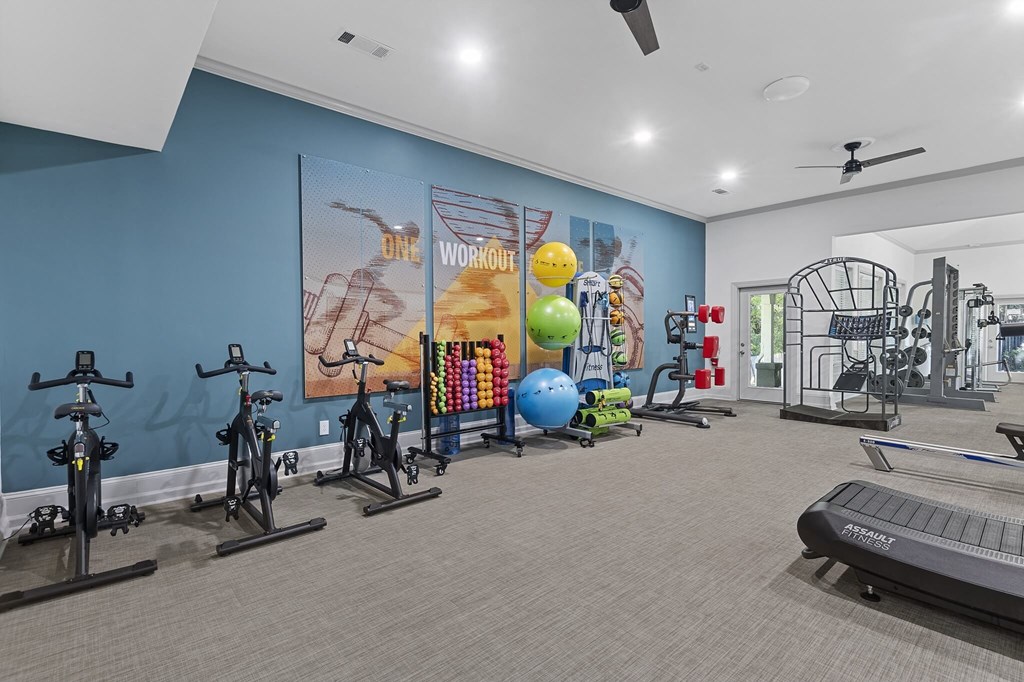 the gym at the flats at big tex apartments