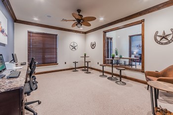 1250 W Highway 287 Byp 1-3 Beds Apartment for Rent - Photo Gallery 20