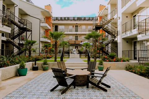 Apartments for lease in Lakewood Hills