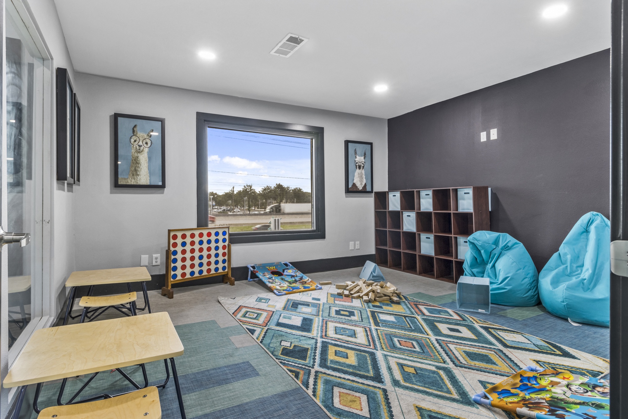 Starburst Apartments