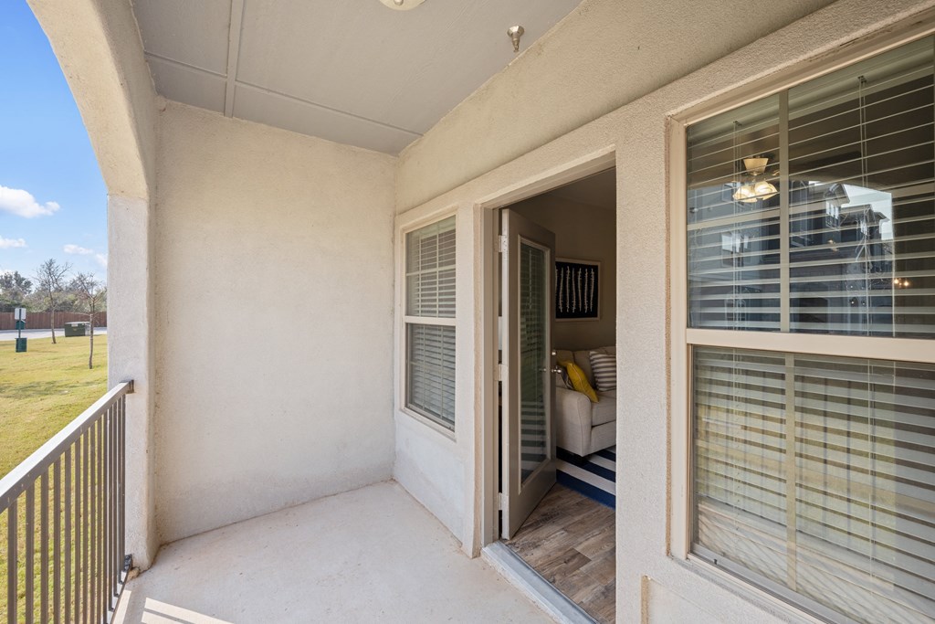 Lake Villas Apartments