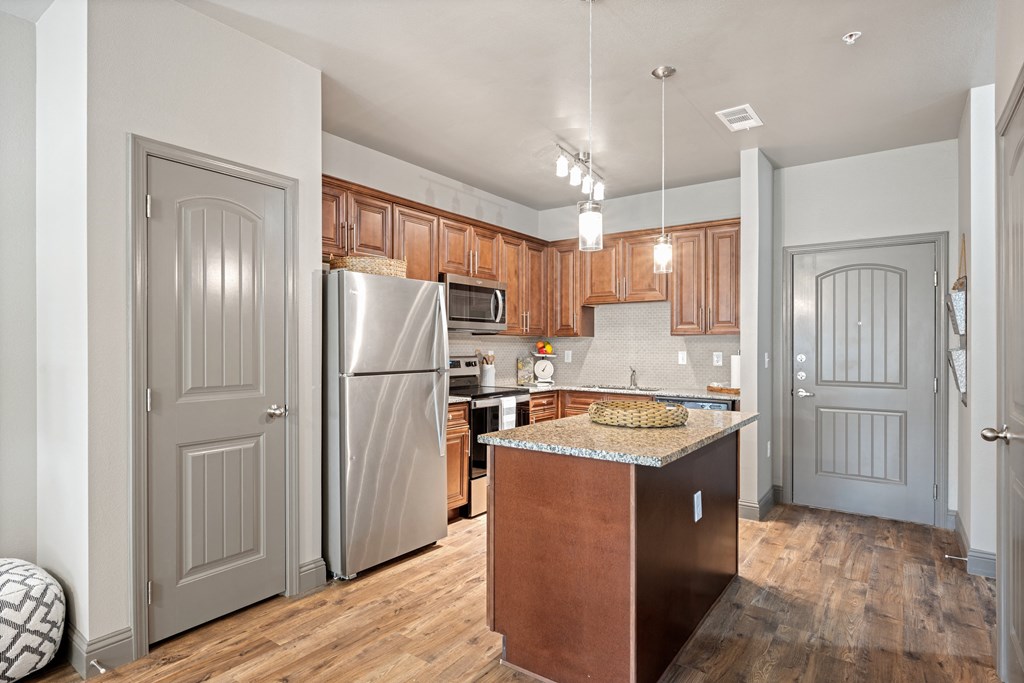 Lake Villas Apartments