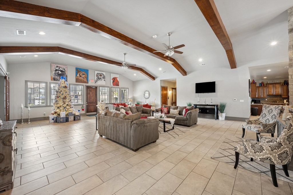 Lake Villas Apartments