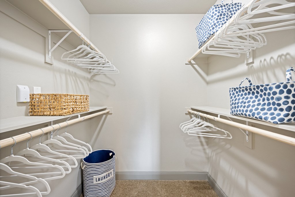 Lake Villas Apartments