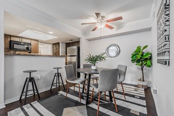 9600 Golf Lakes Trail 1-2 Beds Apartment for Rent - Photo Gallery 5