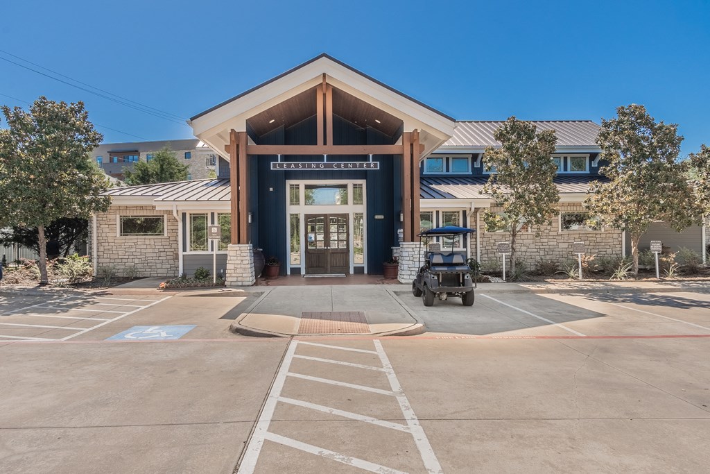 Lakewood Flats Apartments