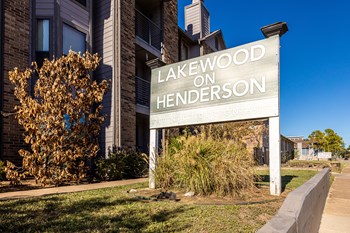 200 N Henderson Ave 1-2 Beds Apartment for Rent - Photo Gallery 19