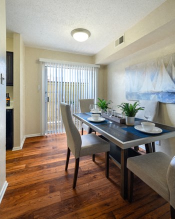 apartments for lease in Euless, TX - Photo Gallery 4