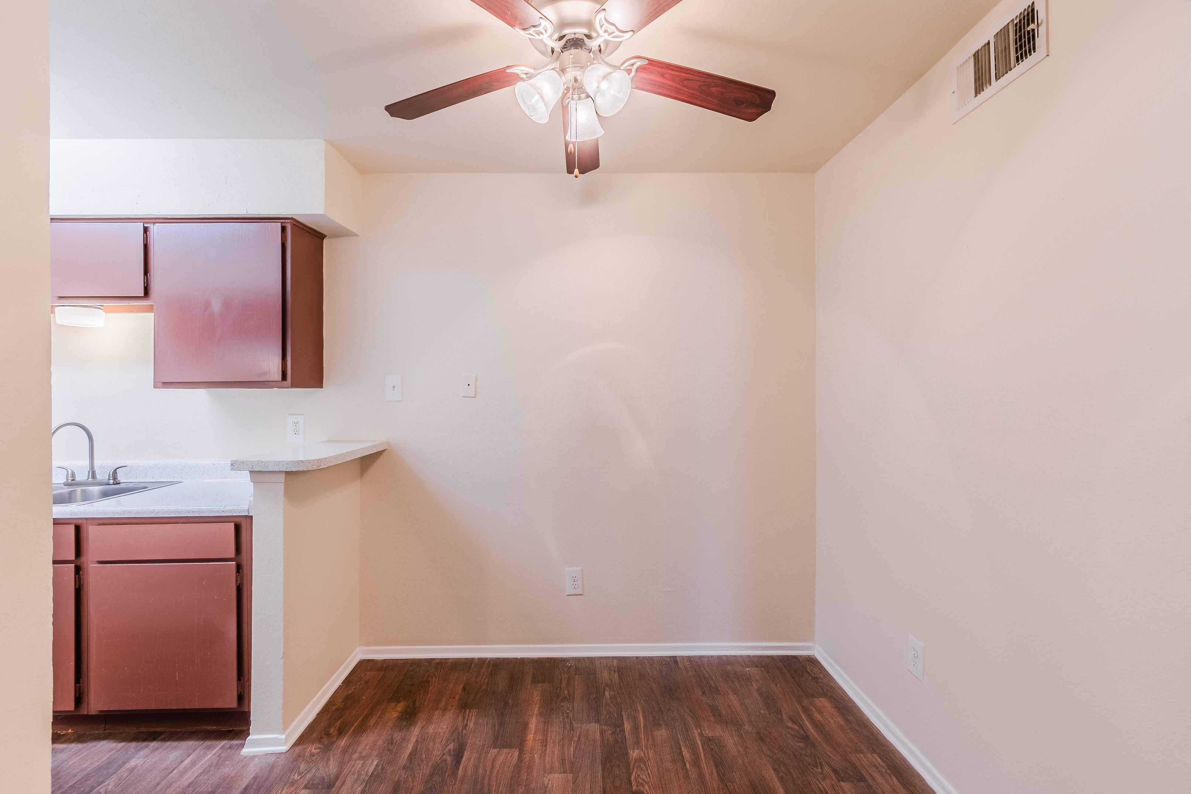 Marina Del Rey Apartments