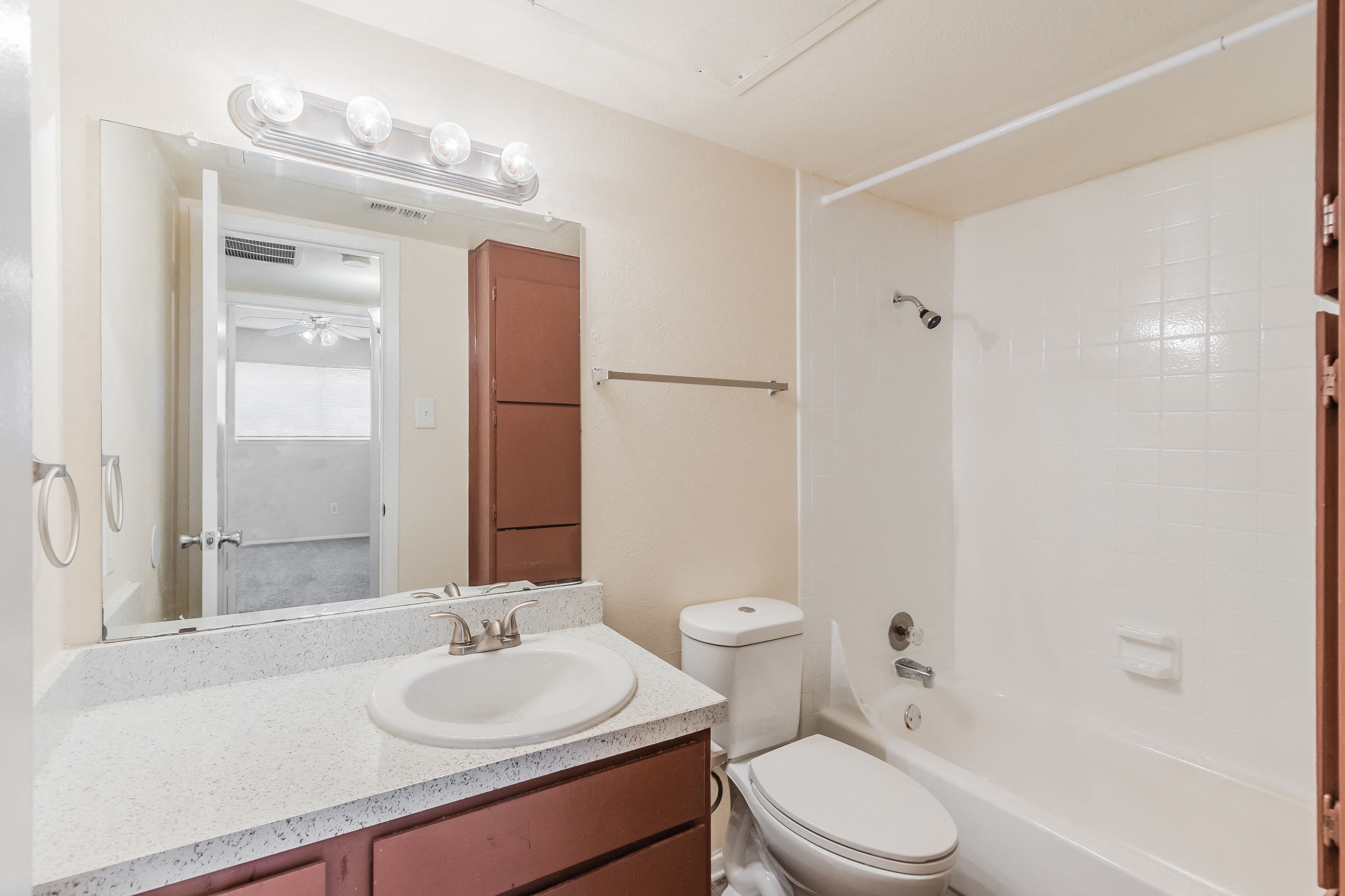 Marina Del Rey Apartments