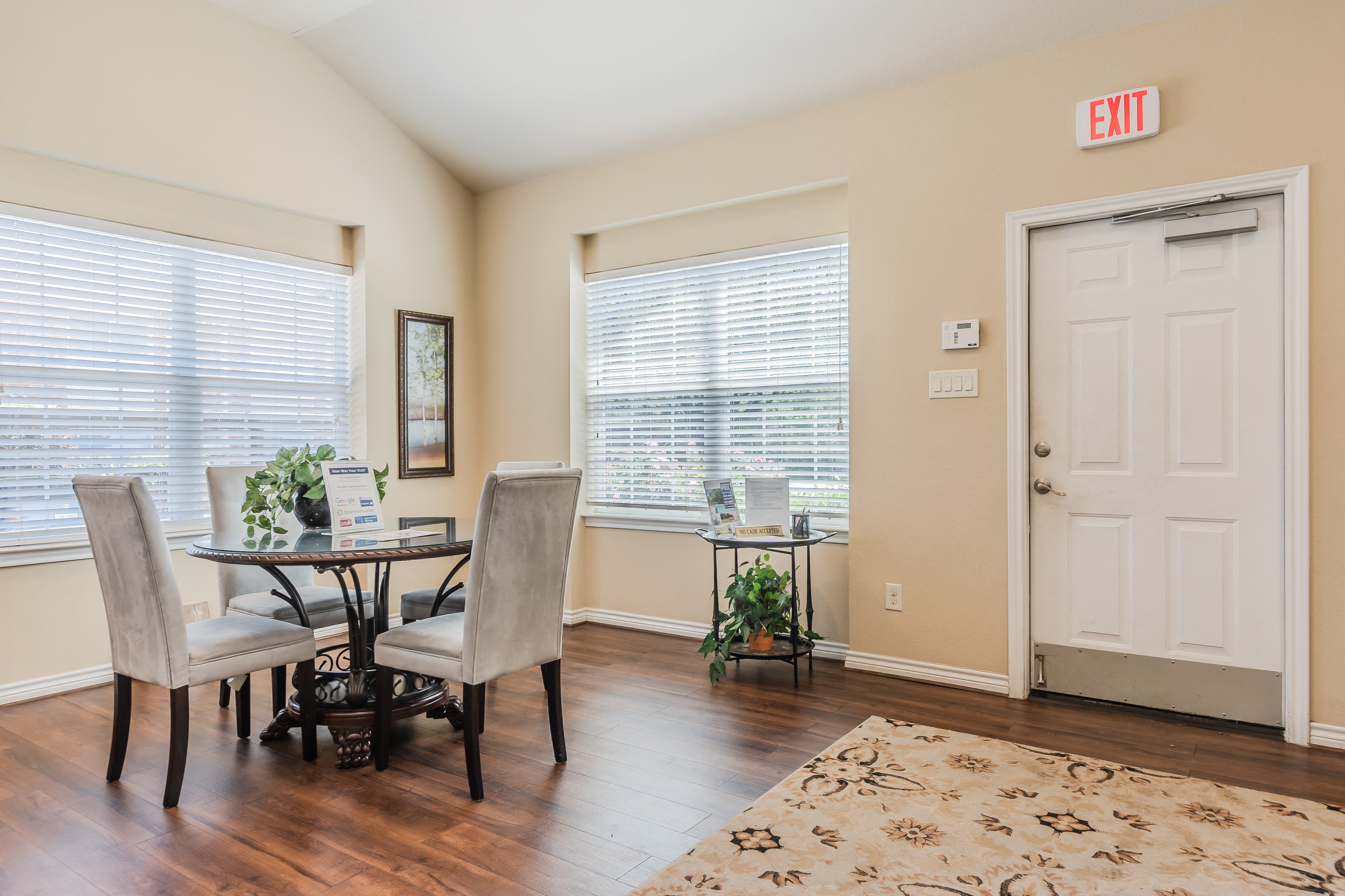 Marina Del Rey Apartments