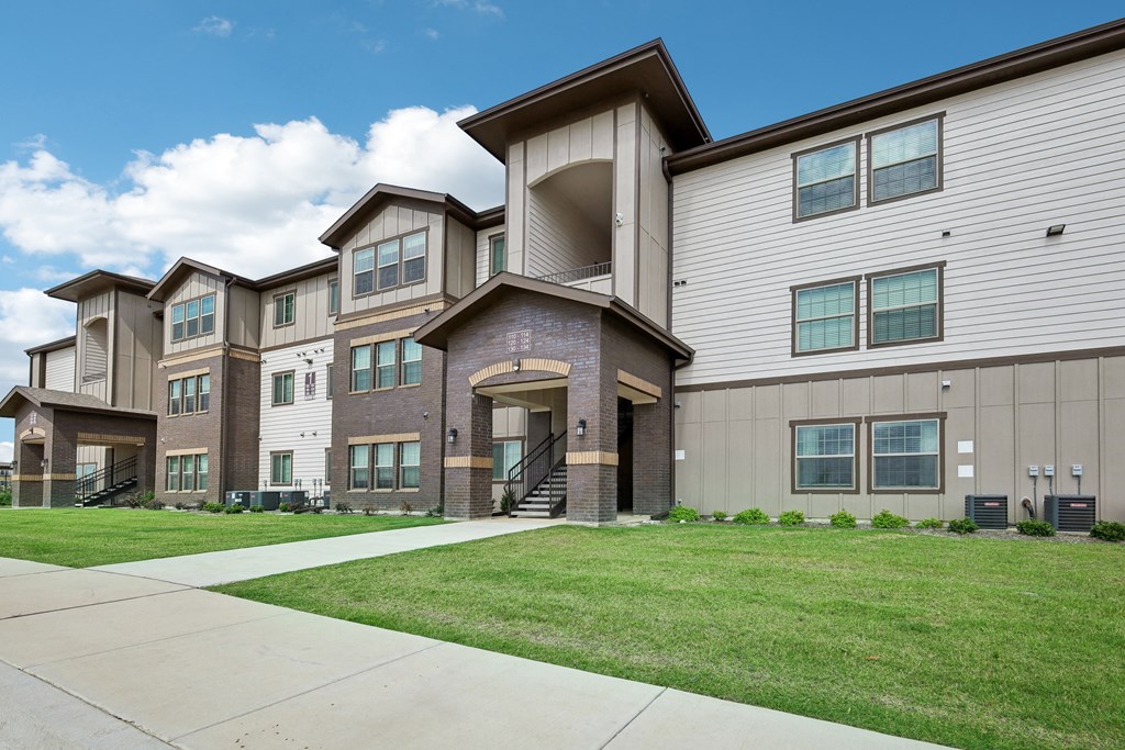 our apartments at the district at highland village tx