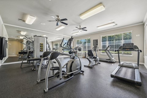 the gym at the preserve apartments
