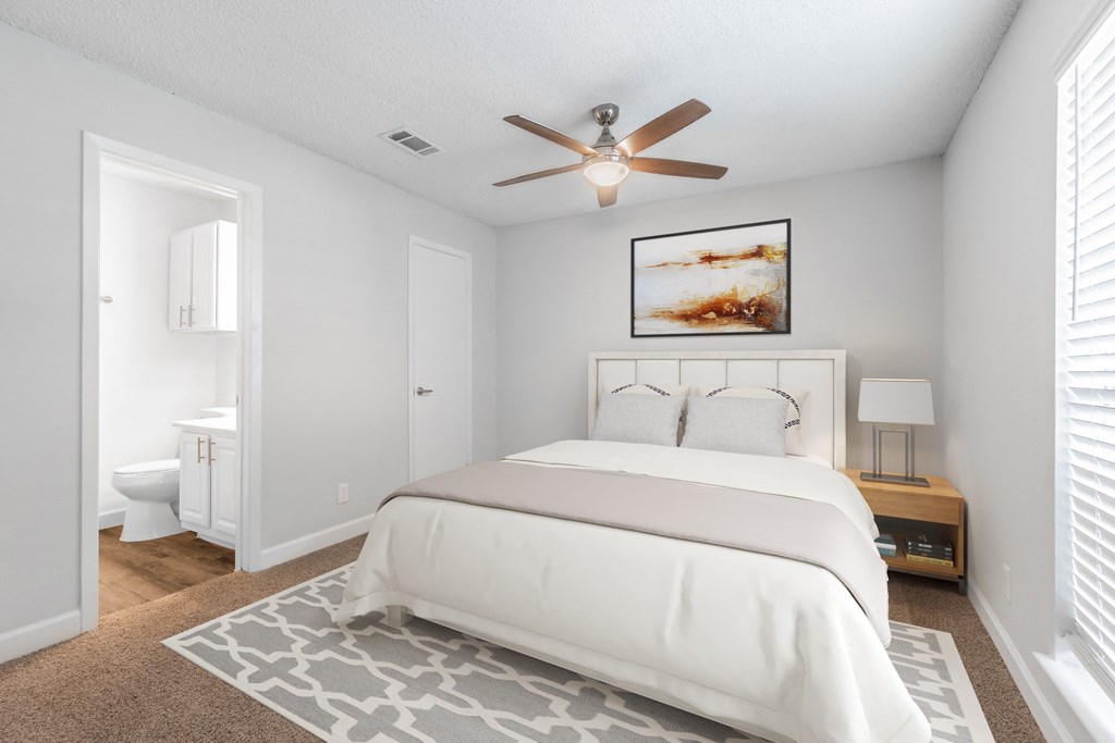 rent apartments in the rose hill area in Garland, TX