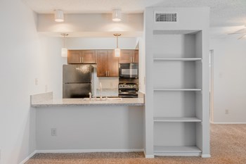 1410 SOUTH GOLIAD 1-2 Beds Apartment for Rent - Photo Gallery 5