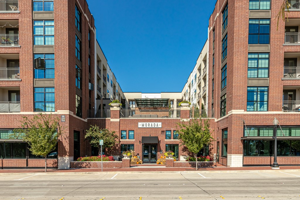 studio one and two bedroom plano apartments for rent