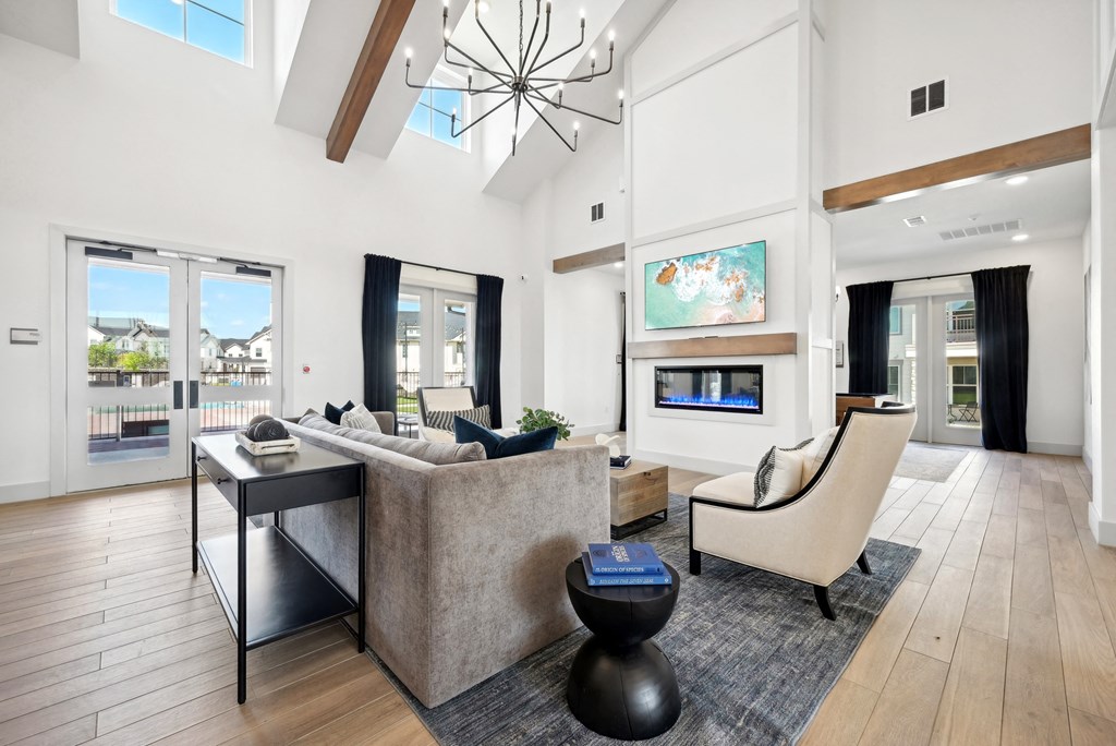 the preserve at ballantyne commons living room and dining area